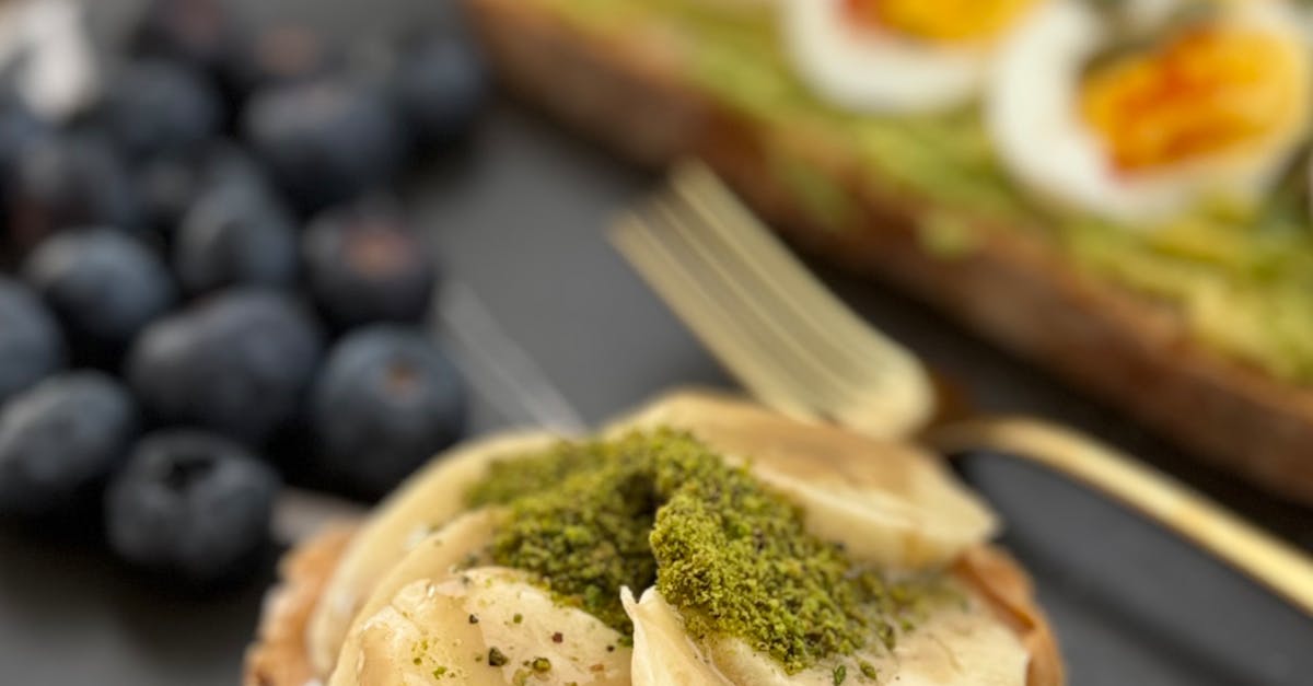 Coastal Dining Experiences: Brunch by the Beach in Melbourne